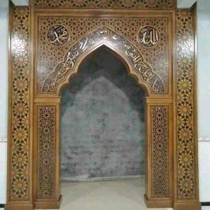 Mihrab Kayu Jati